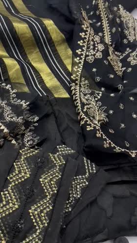 Rs 4400 Looms jacquard Emb 3pc Zari duppata