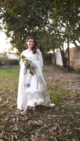 Rs 17500 Aneelas luxury lawn With back Emb stitched 3 piece [Dispatch date 20th April ] ~ [Chest 24] [Length 45] XXLARGE