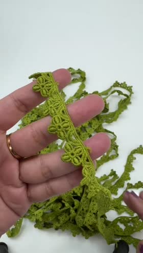 Rs 650 lace 8 yards
