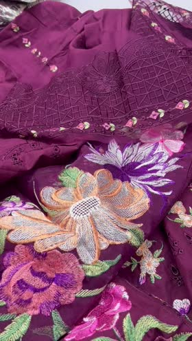 Rs 6000 Aneela’s lawn unstitched Emb 2pc