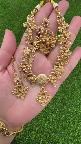 Rs 3500 Rajwari high quality necklace set with bindia