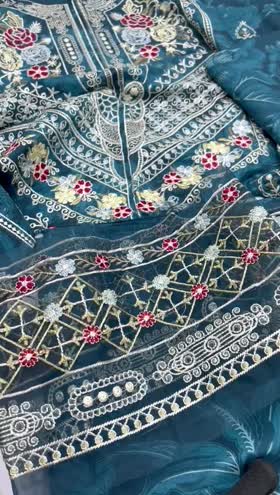 Rs 6800  Mahnur print Kari  lawn Emb 3pc Emb duppata