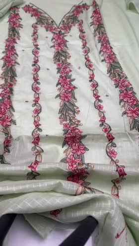 Rs 4800 Wareesha Lawn Emb 3pc