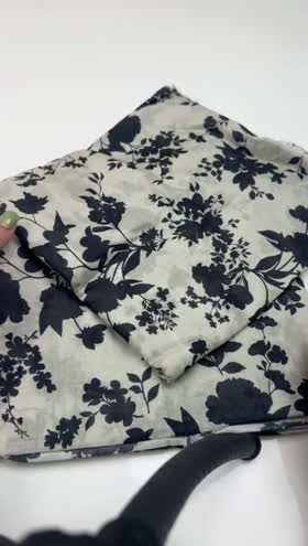Rs 2700 Aneelas Lawn Print 2pc [minor flaw] [Dispatch Ready]