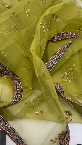 Rs 2000 organza ready to wear duppata