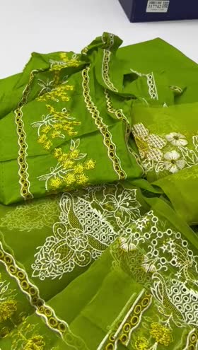 Rs 4500 Aneela’s lawn Emb 2pc