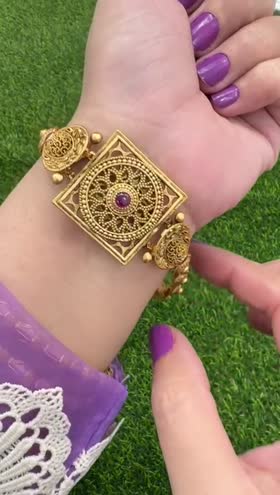 Rs 2500 Rajwari bracelet