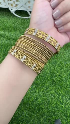 Rs 1350 bangles set ~ 2.6