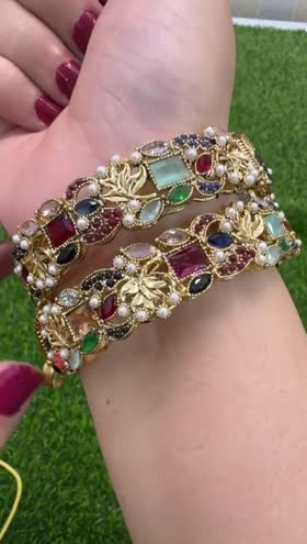 Rs 2950 open able bangles