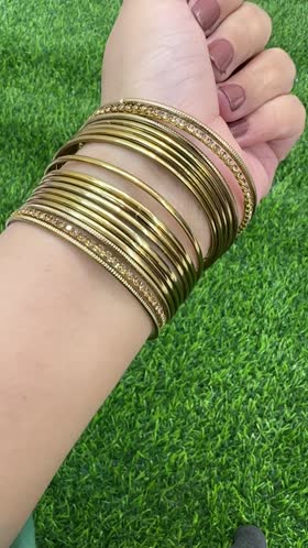 Rs 700 smart bangles S [2.4]