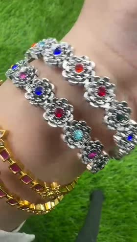 Rs 1200 Bangles
