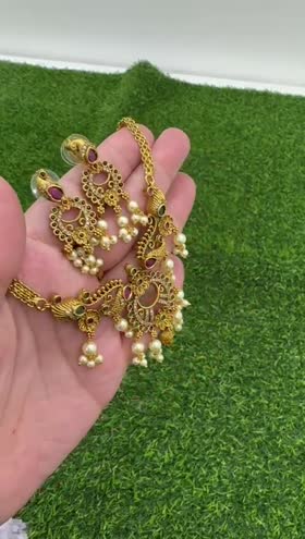 Rs 4500  luxury nacklace set