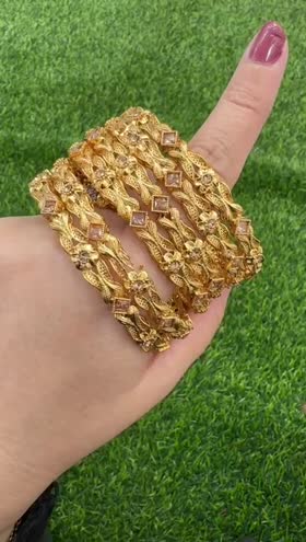 Rs 1950 bangles set 6 pieces ~ 2.8