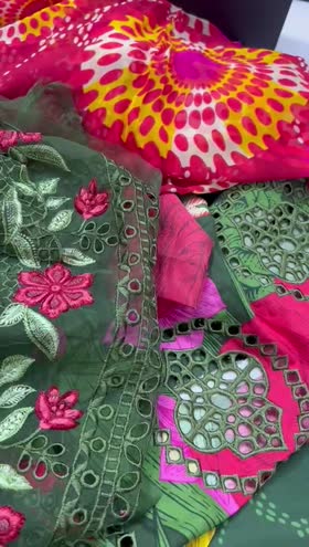 Rs 8500 Naqsh viscose chicken Kari Emb 4pc  chiffon duppata )