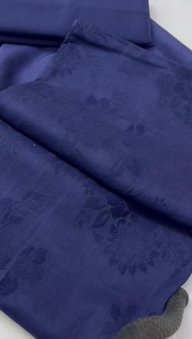 Rs 3200 lawn jacquard 3 pc