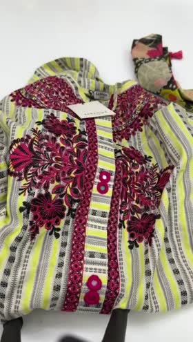 Rs 5950 sapphire stitched shirt duppata. Retail 8990 ~ [Chest 21] [Length 48] MEDIUM