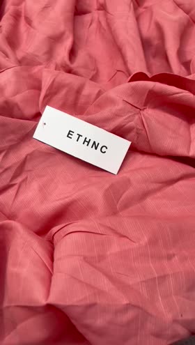 Rs 2050 Ethnic raw silk type 2pc