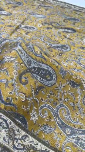 Rs 4500 Imported warm shawl