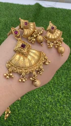 Rs 2800 Rajwari locket set