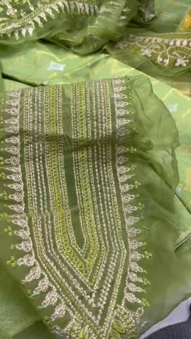 Rs 4400 looms self jacquard Emb 3pc