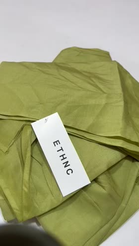 Rs 2050 Ethnic raw silk type 2pc