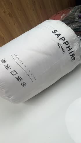 Rs 4700 Sapphire Home Queen Sized Quilt/ Duvet