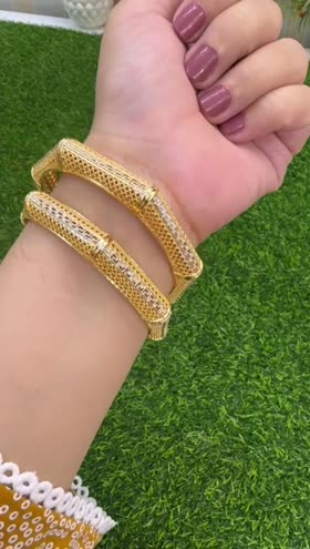 Rs 1450 Bangles pair [2.8]