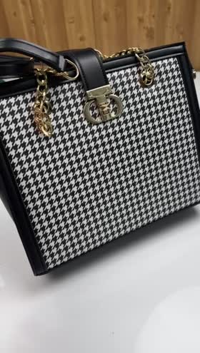 Rs 3200 Hand Bag